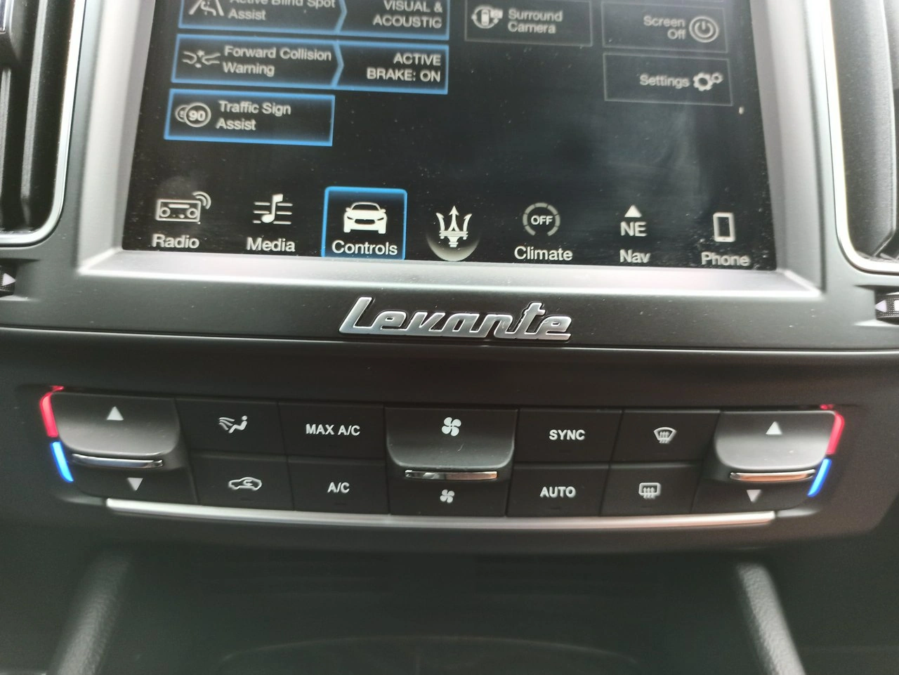 Maserati Levante - Zdjęcie 16