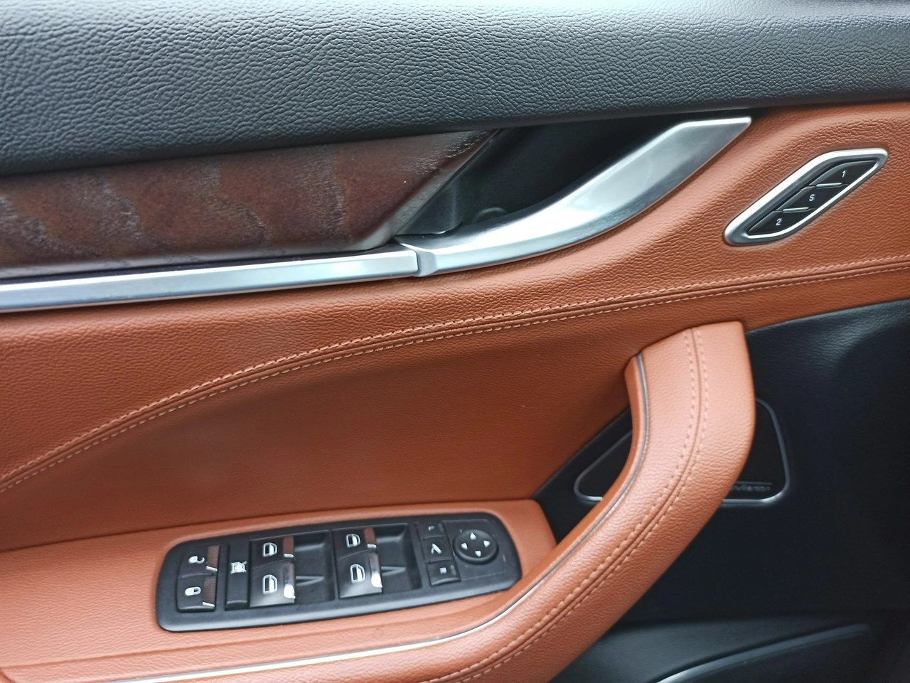 Maserati Levante - Zdjęcie 26