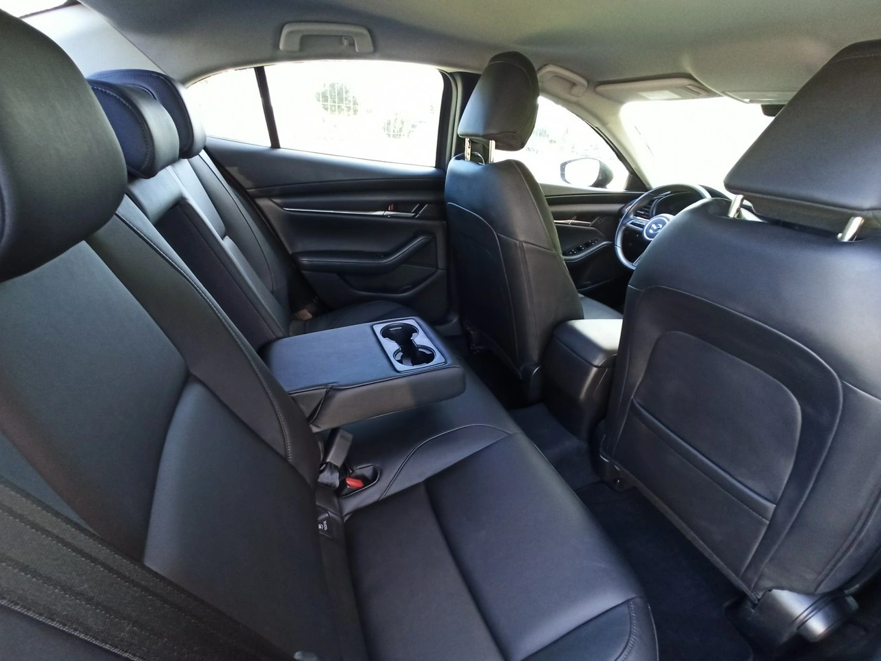 Mazda 3 - Zdjęcie 9