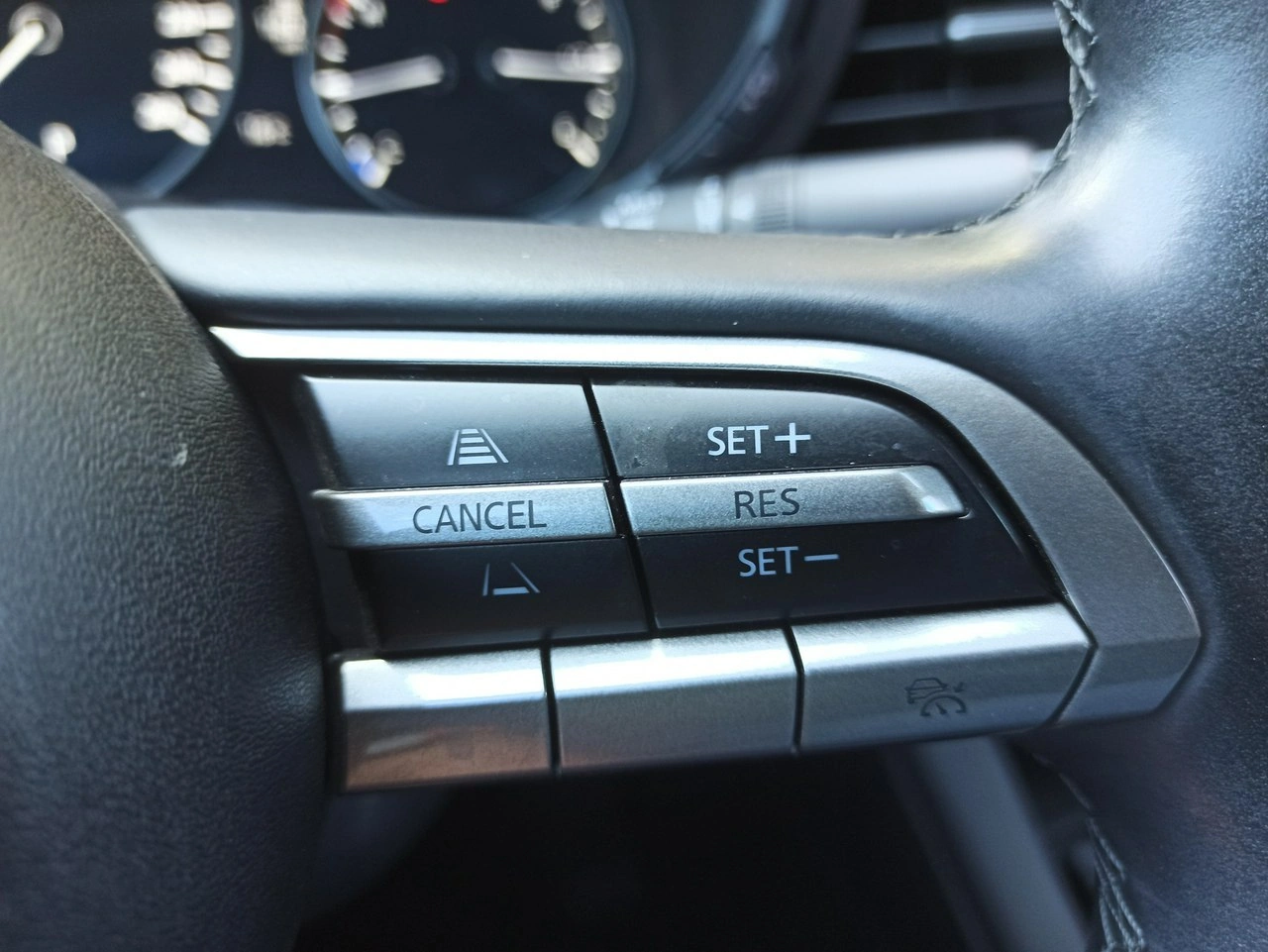 Mazda 3 - Zdjęcie 17