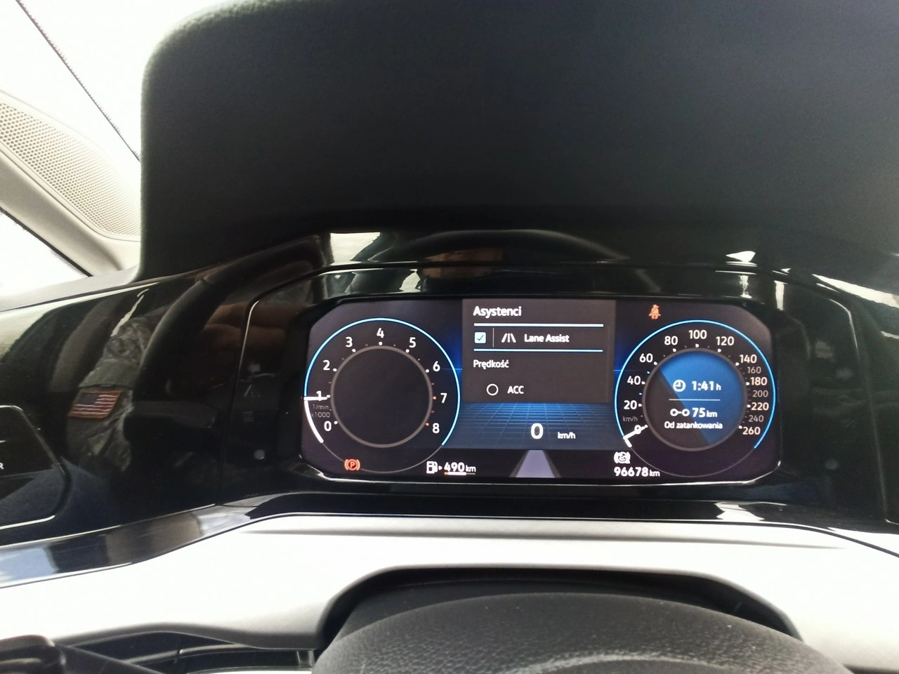 Volkswagen Golf - Zdjęcie 19