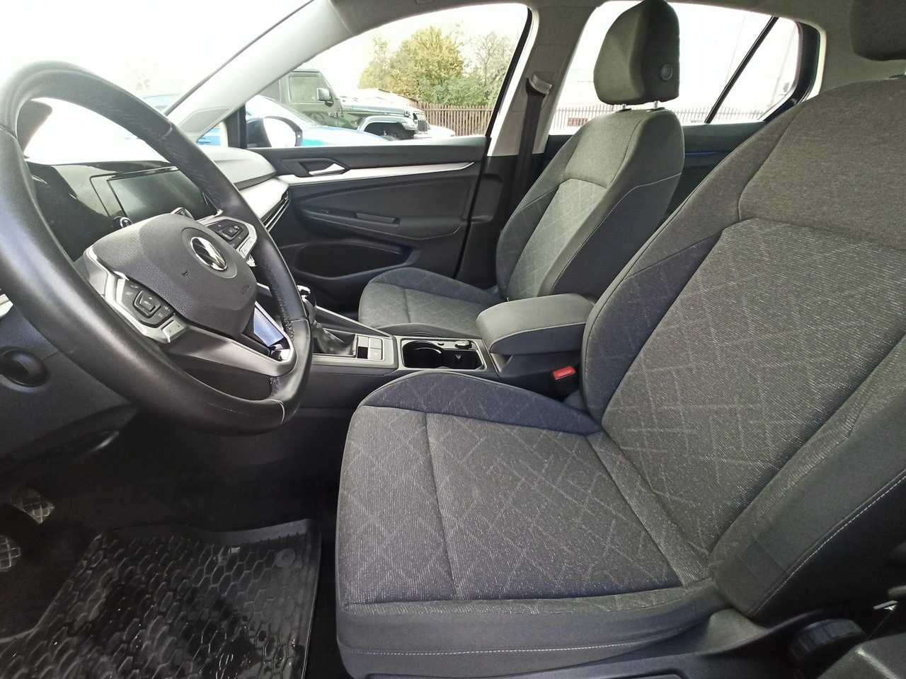 Volkswagen Golf - Zdjęcie 8