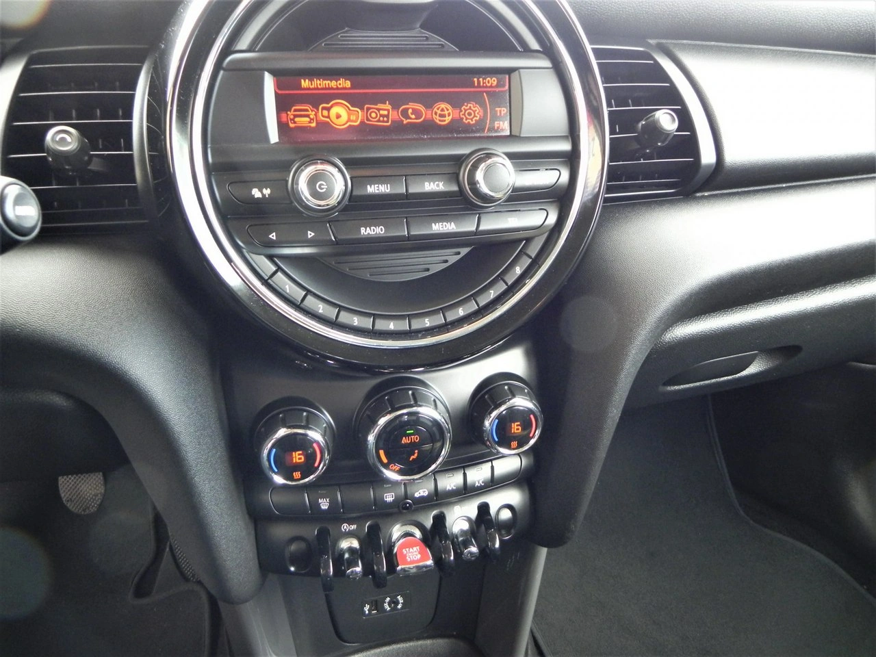 MINI ONE - Zdjęcie 11