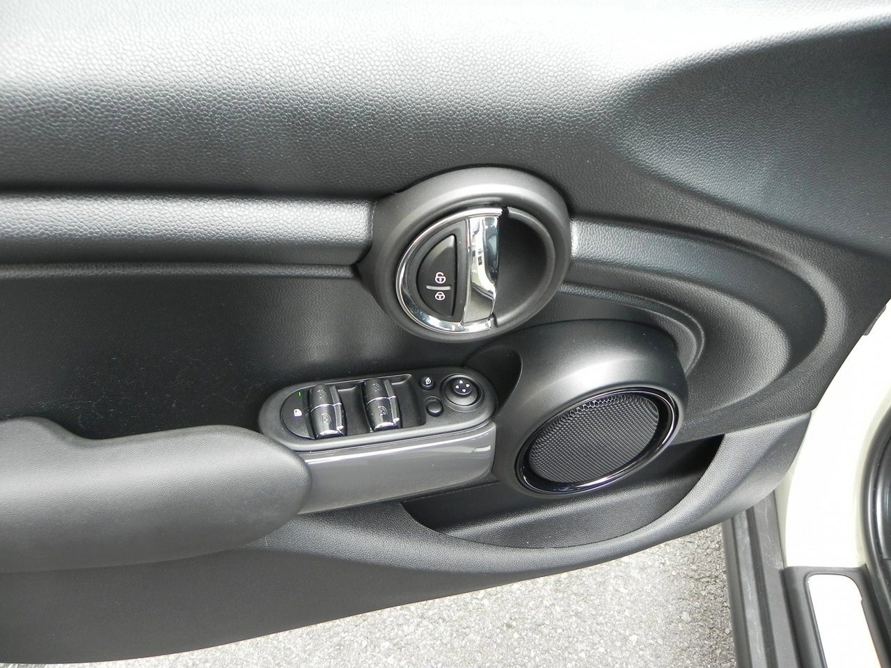 MINI ONE - Zdjęcie 6