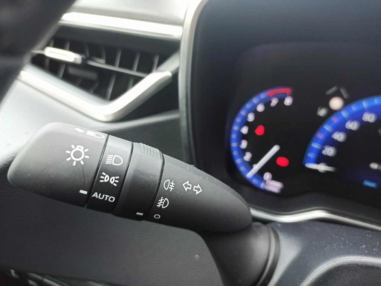 Toyota Corolla - Zdjęcie 16