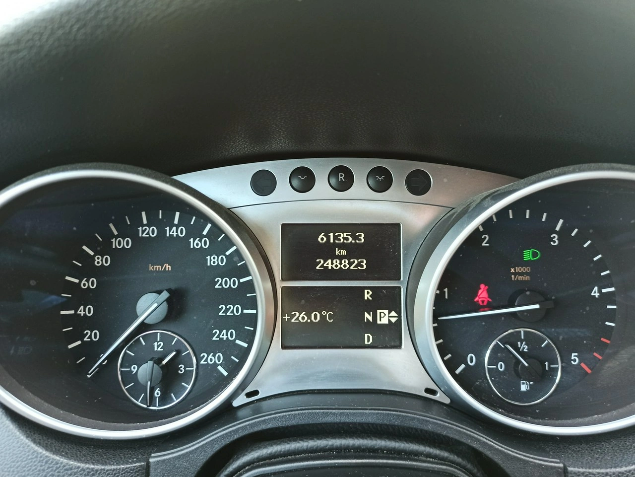 Mercedes ML 350 - Zdjęcie 19