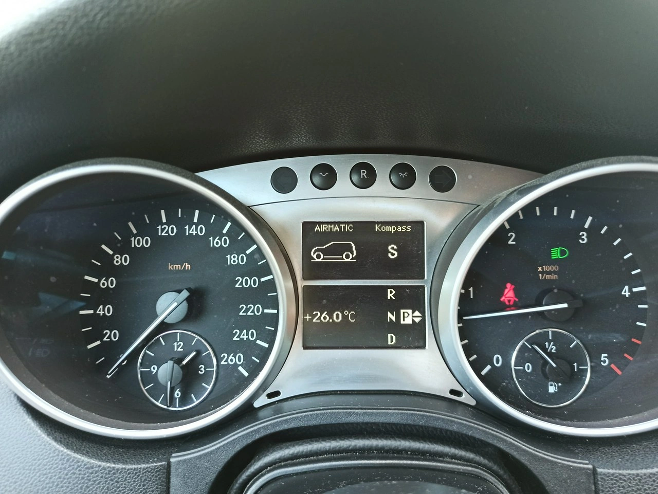 Mercedes ML 350 - Zdjęcie 20