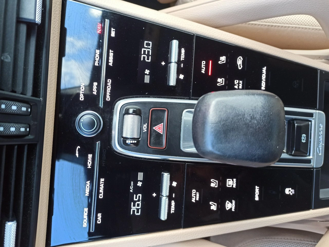 Porsche Cayenne - Zdjęcie 15