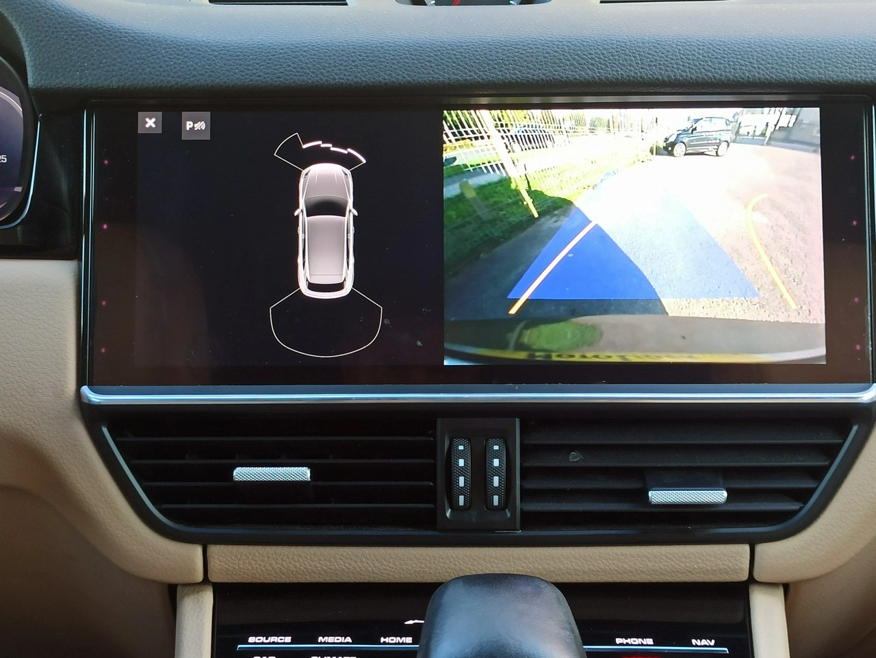 Porsche Cayenne - Zdjęcie 22