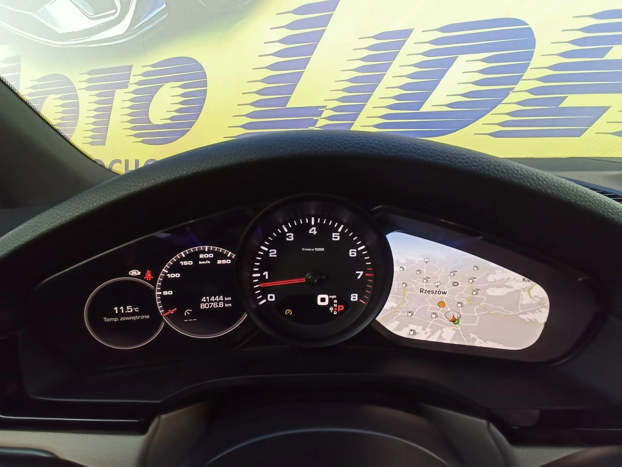 Porsche Cayenne - Zdjęcie 26