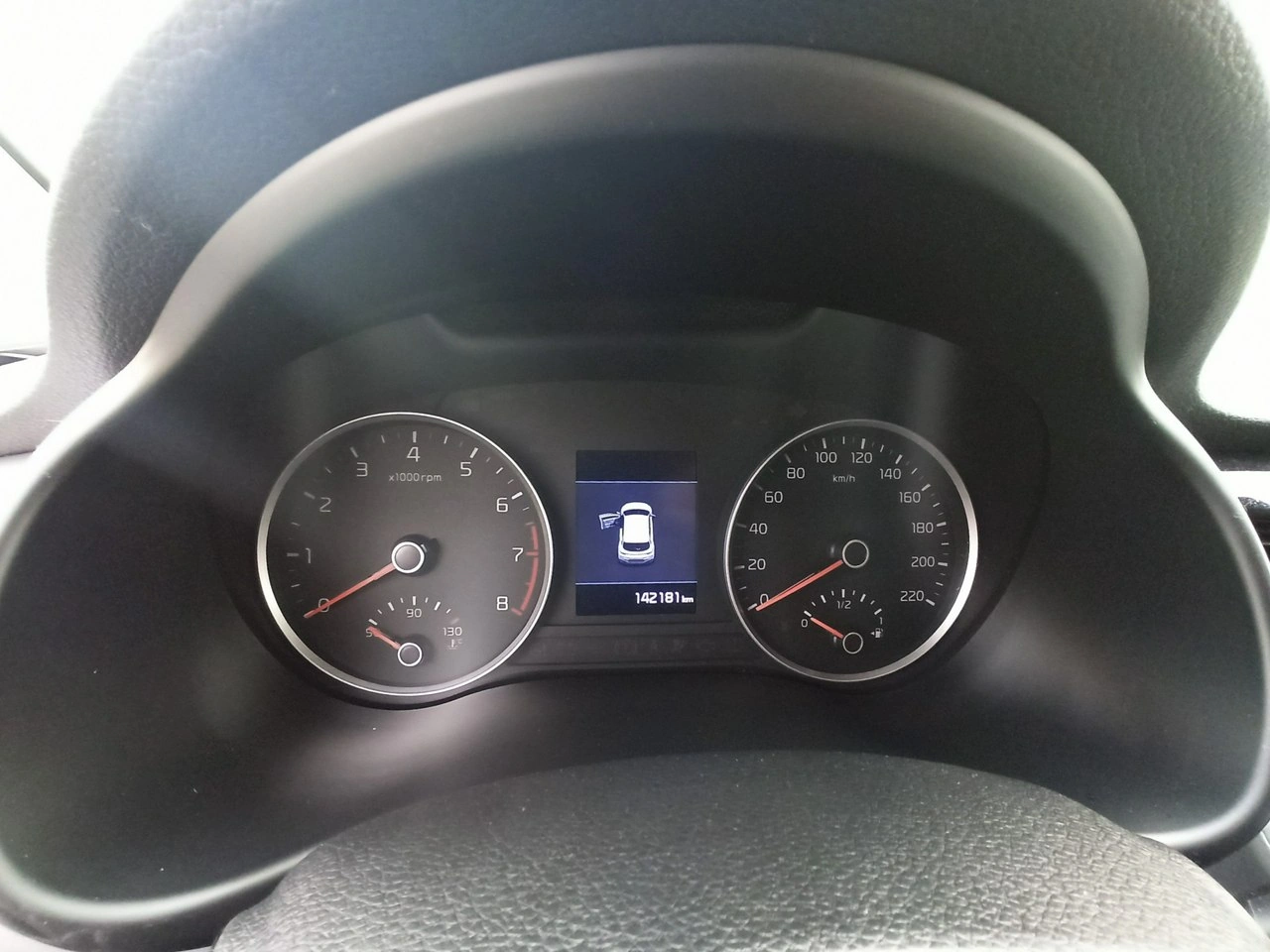 Kia Stonic - Zdjęcie 11