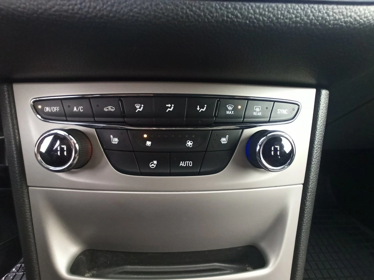 Opel Astra - Zdjęcie 11