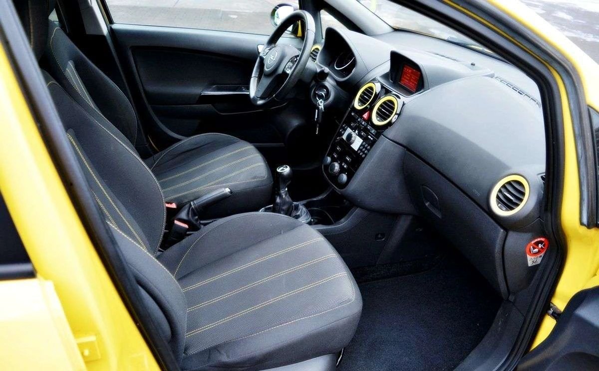 Opel Corsa - Zdjęcie 7