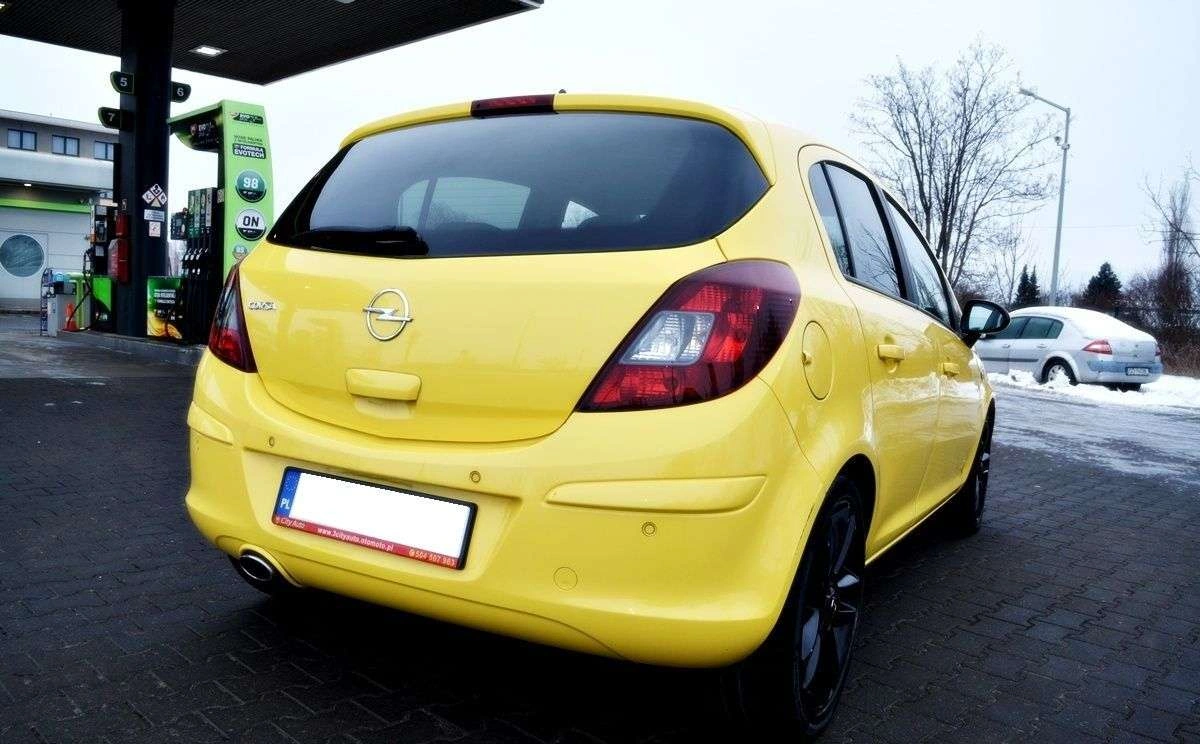 Opel Corsa - Zdjęcie 16