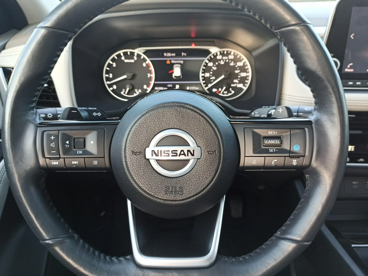 Nissan Rogue - Zdjęcie 15