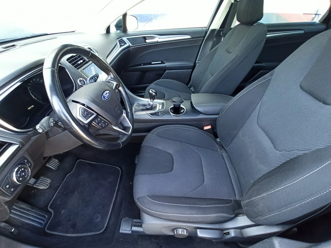 Ford Mondeo - Zdjęcie 9