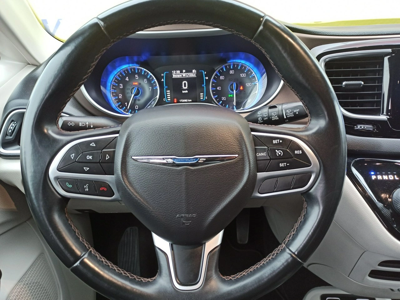 Chrysler Pacifica - Zdjęcie 21