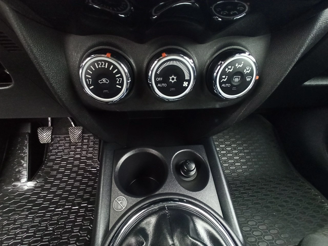 Mitsubishi ASX - Zdjęcie 13