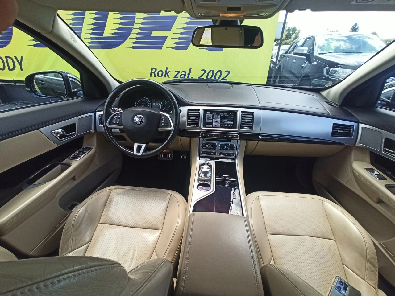 Jaguar XF - Zdjęcie 9