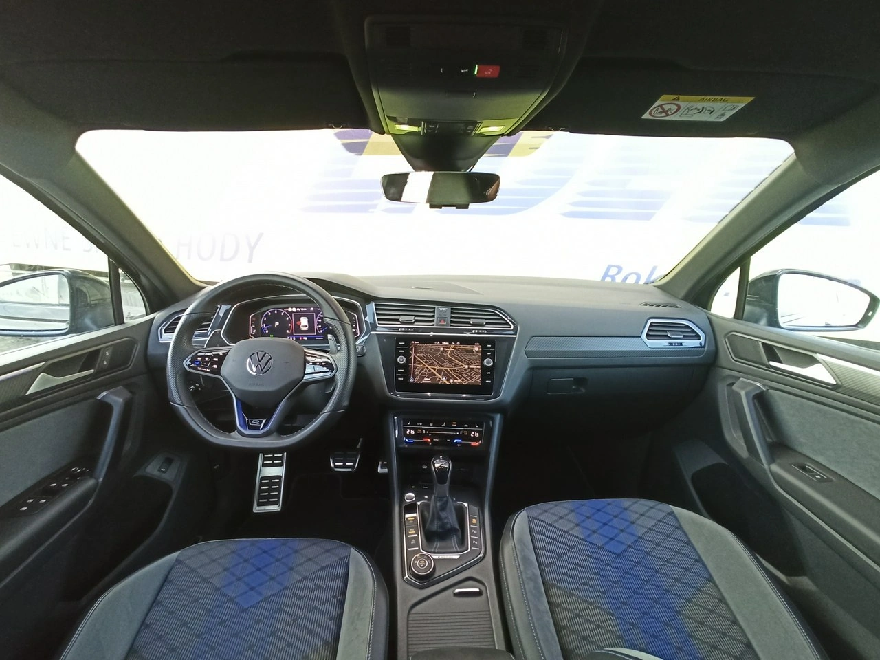 Volkswagen Tiguan - Zdjęcie 14