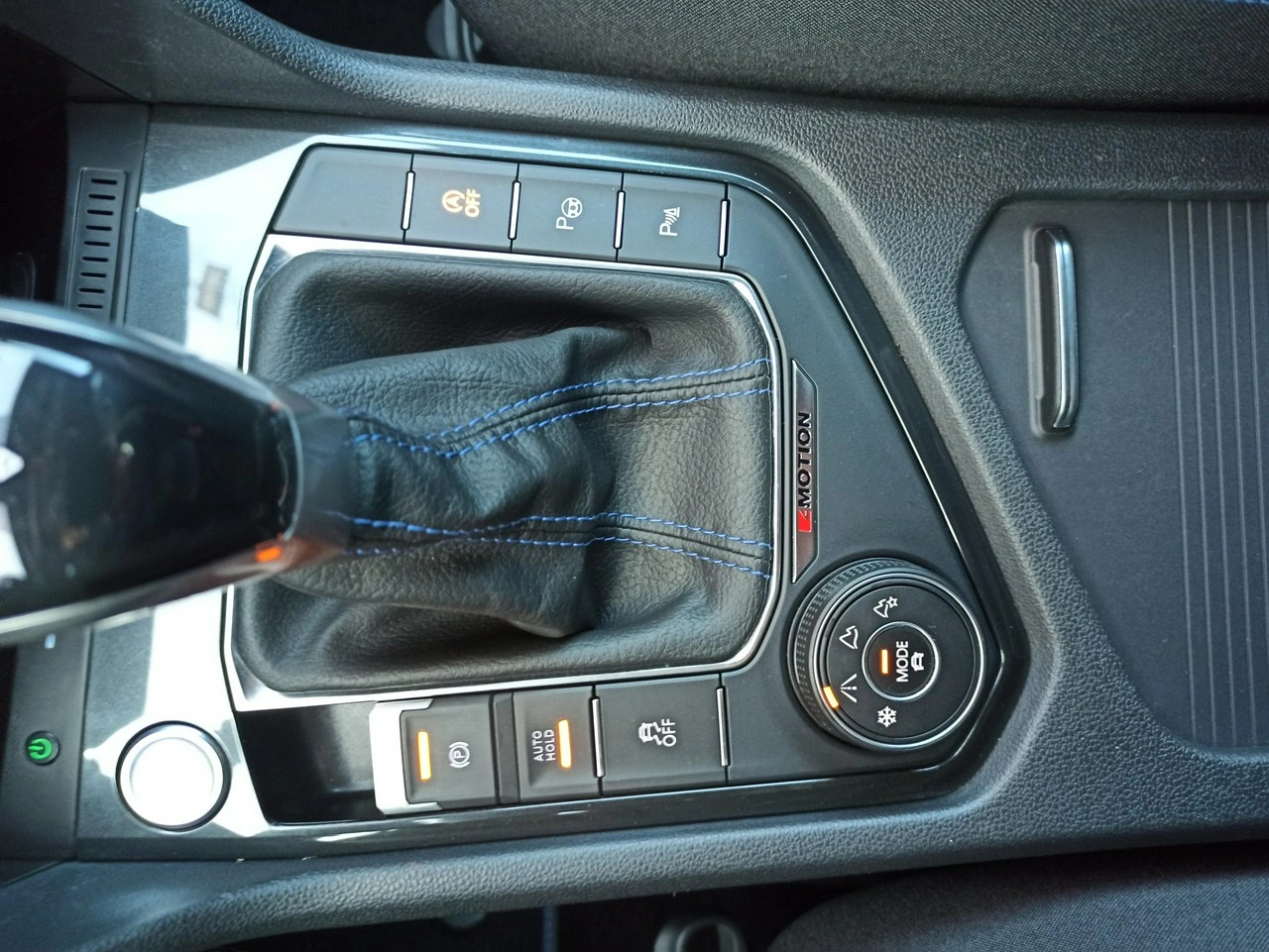 Volkswagen Tiguan - Zdjęcie 18