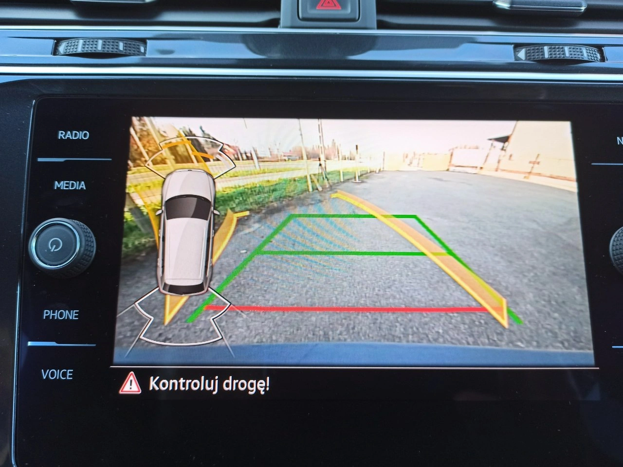 Volkswagen Tiguan - Zdjęcie 29