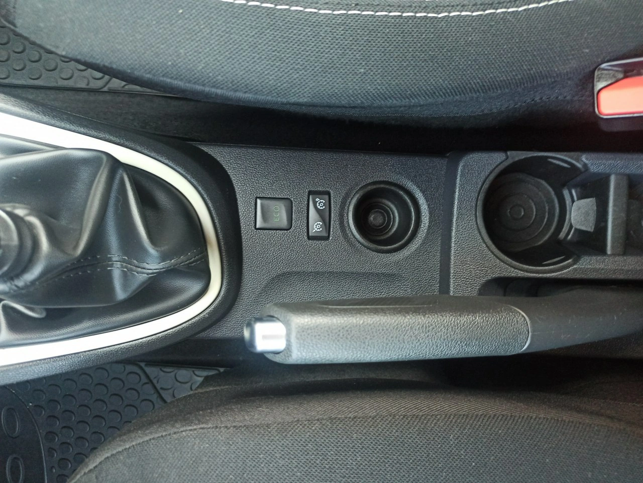 Renault Captur - Zdjęcie 16