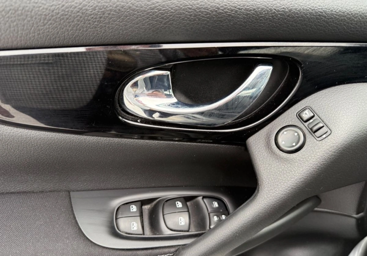 Nissan Qashqai - Zdjęcie 16