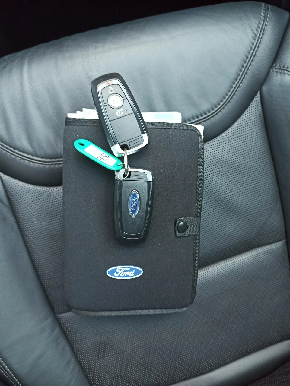 Ford Explorer - Zdjęcie 40