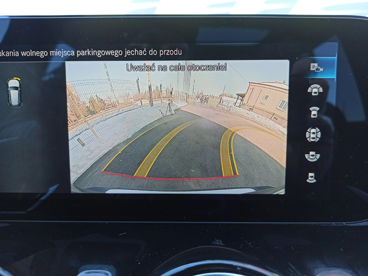 Mercedes GLB - Zdjęcie 28