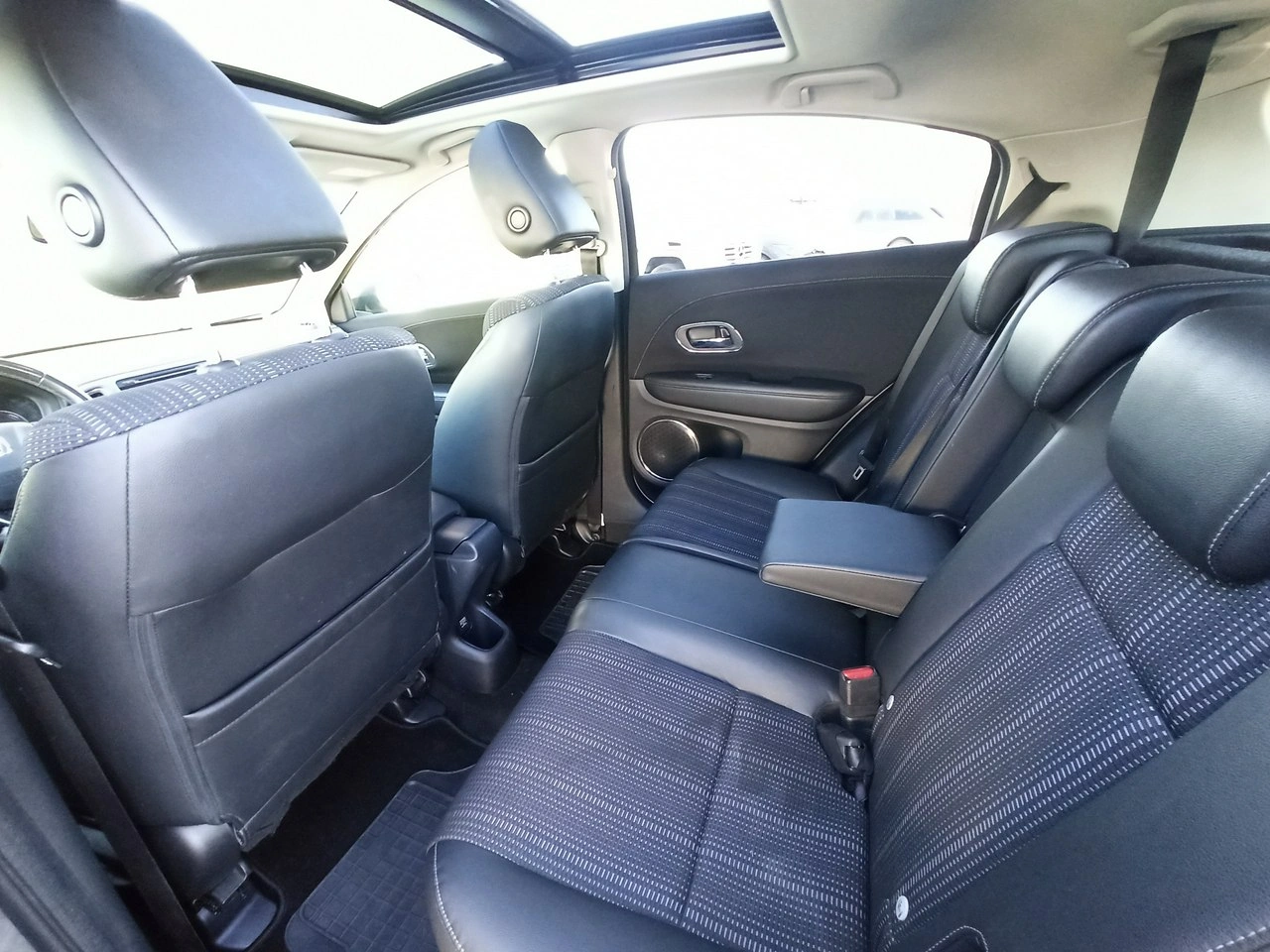 Honda HR-V - Zdjęcie 7