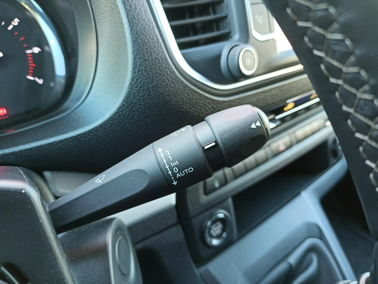 Opel Vivaro - Zdjęcie 17