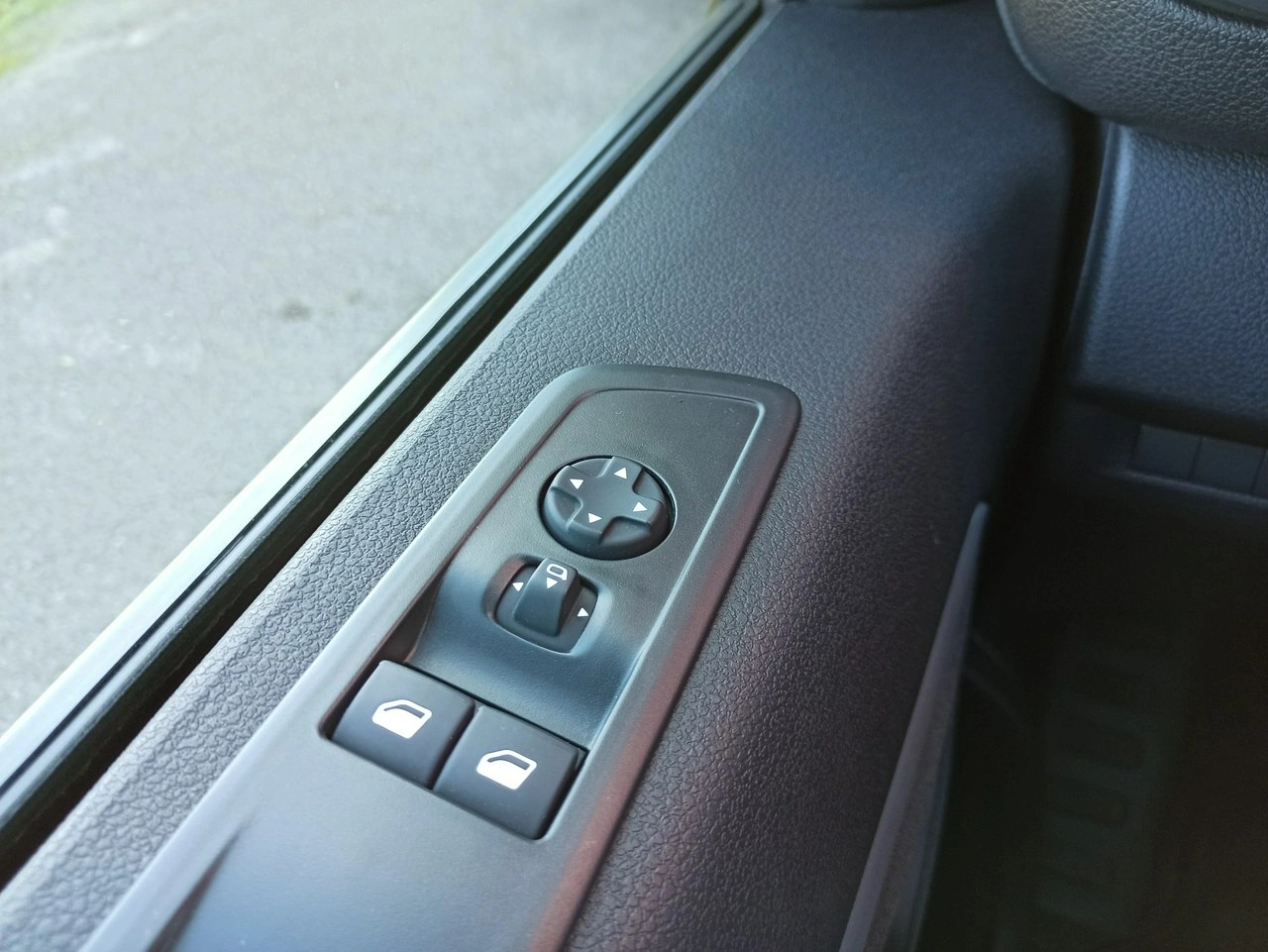 Opel Vivaro - Zdjęcie 18