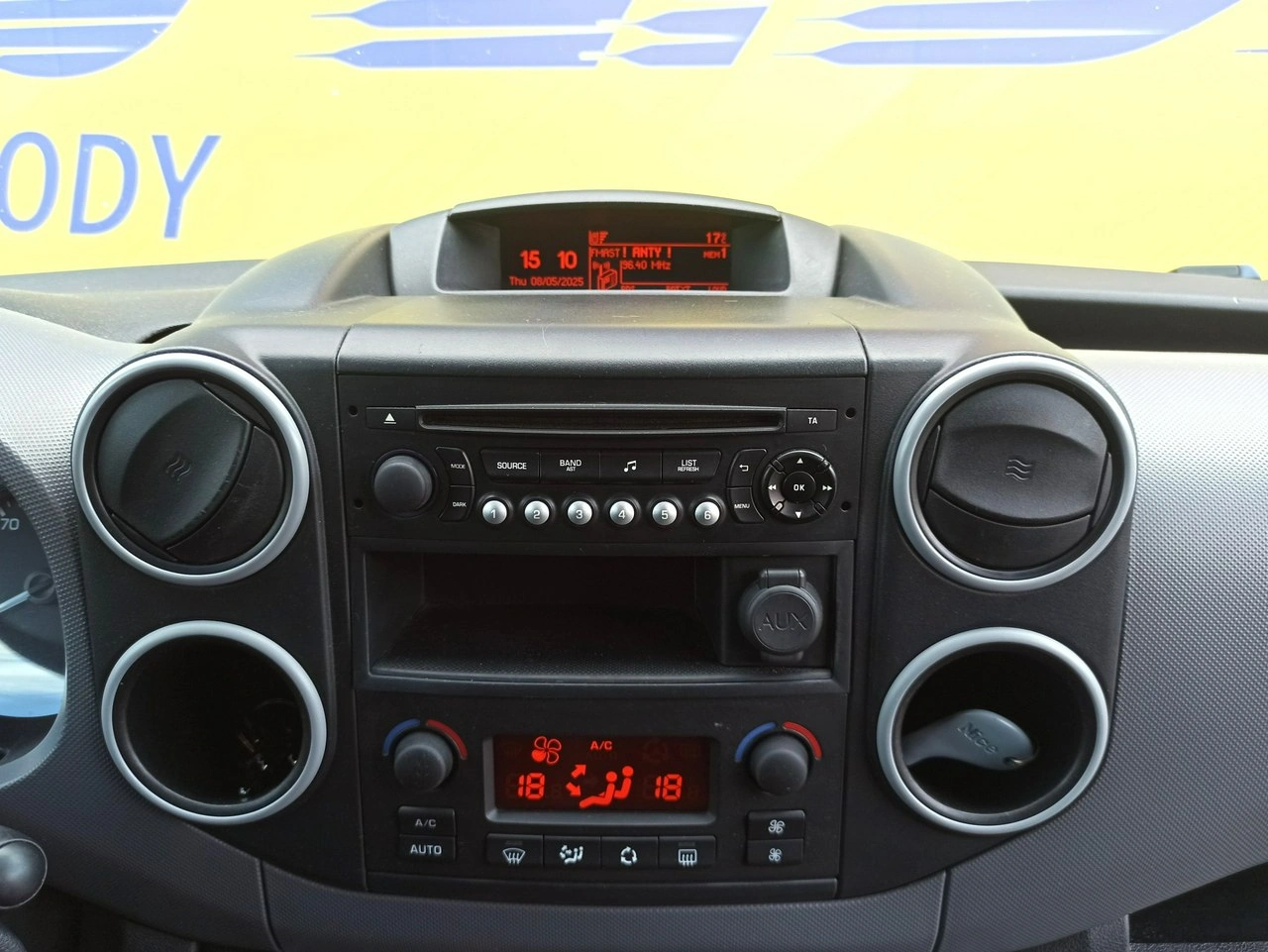 Peugeot Partner - Zdjęcie 11