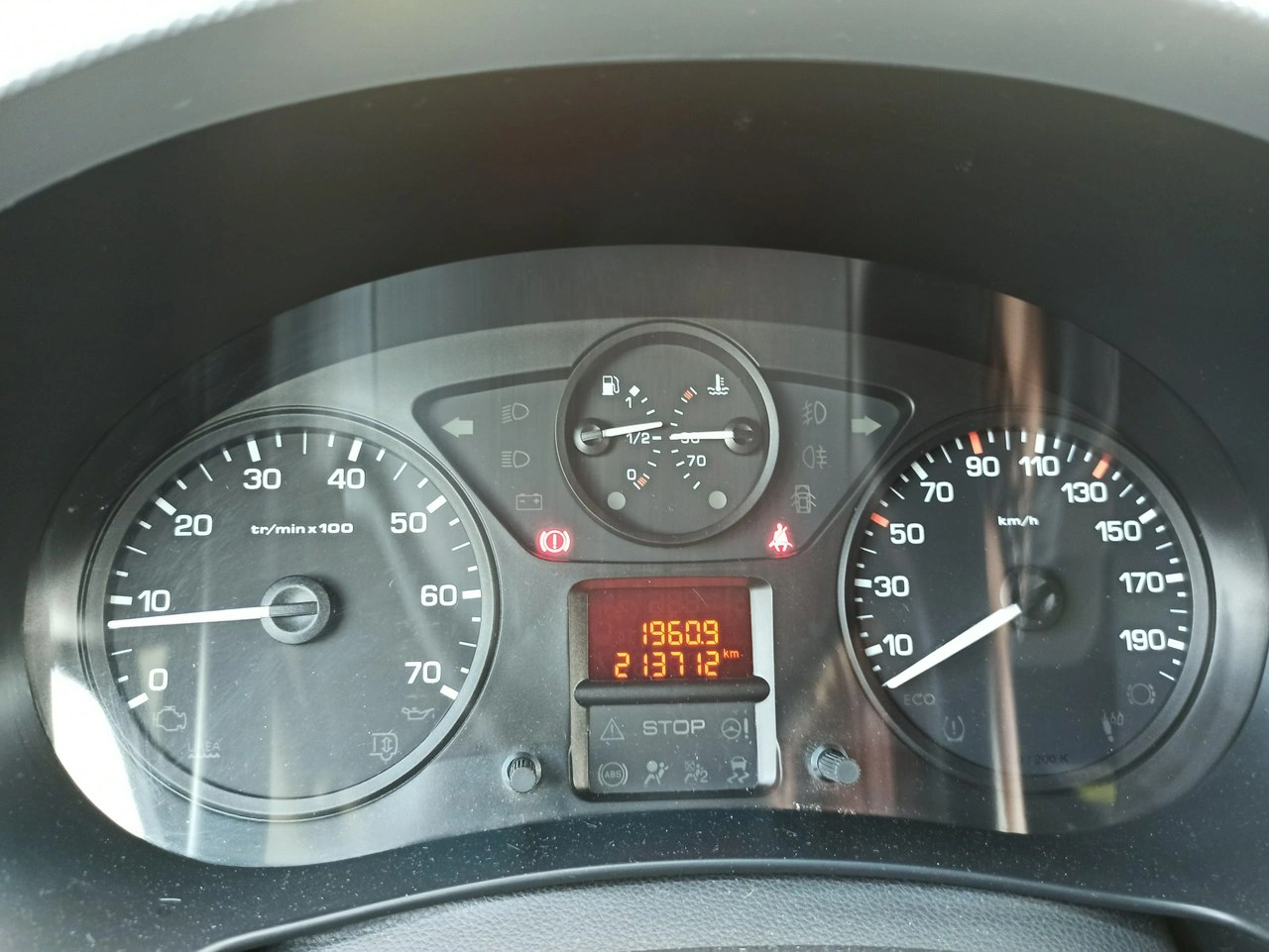 Peugeot Partner - Zdjęcie 13