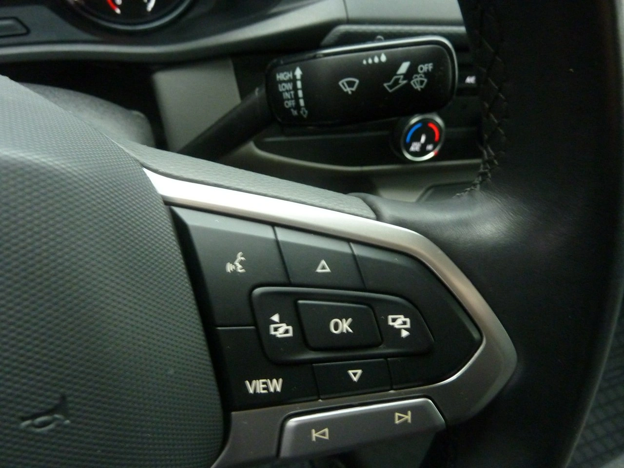 Volkswagen Transporter - Zdjęcie 23