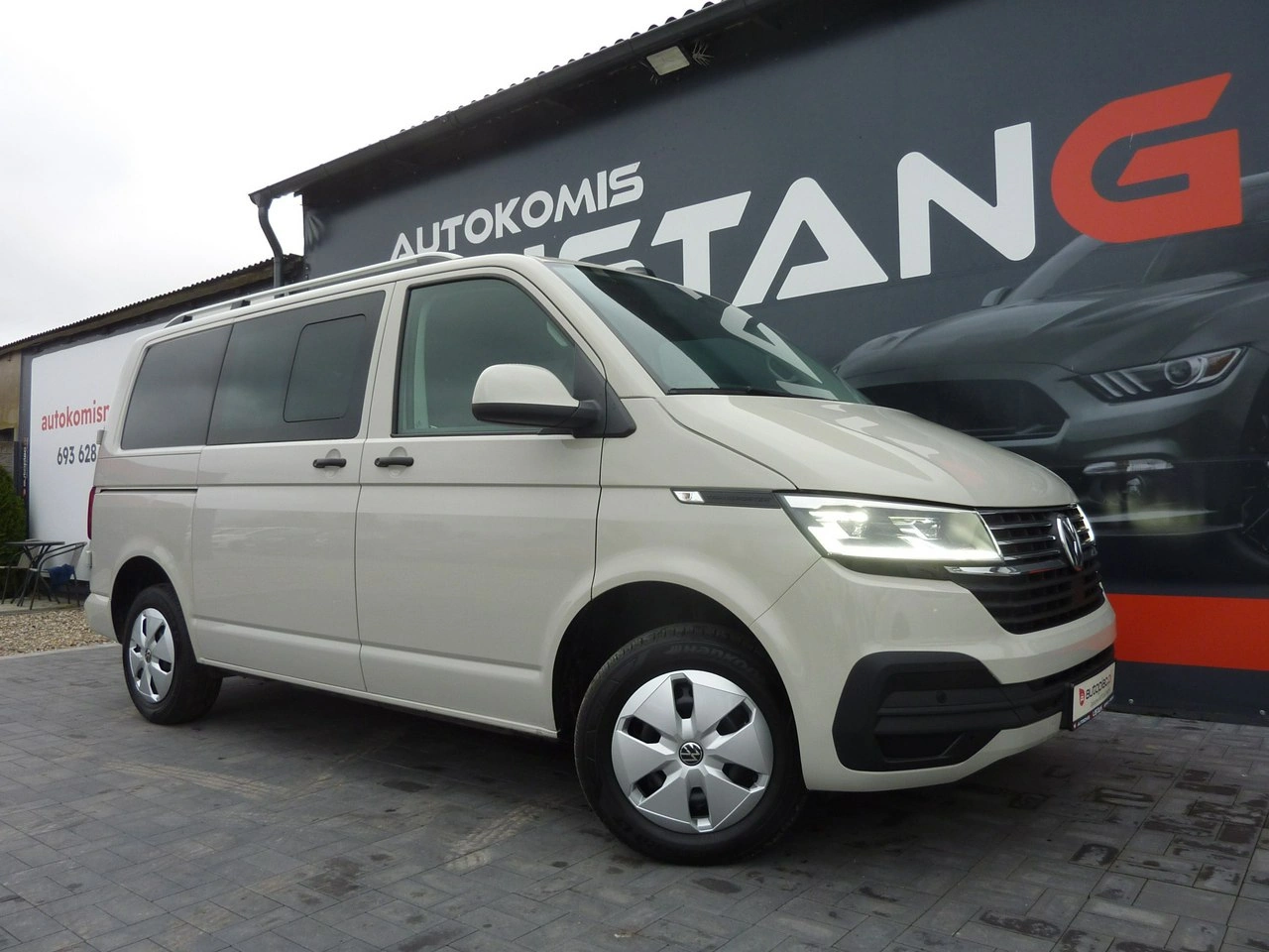Volkswagen Transporter - Zdjęcie 2
