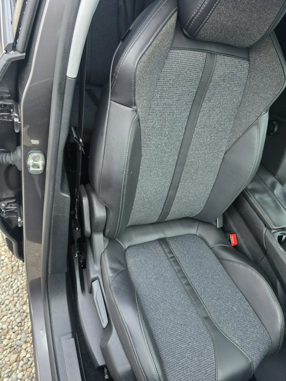 Peugeot 5008 - Zdjęcie 26