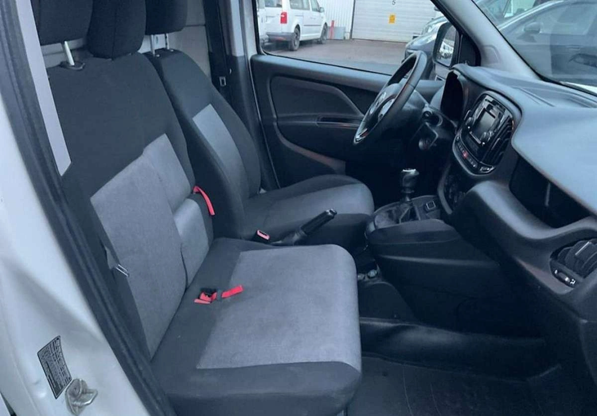 Fiat Doblo - Zdjęcie 11