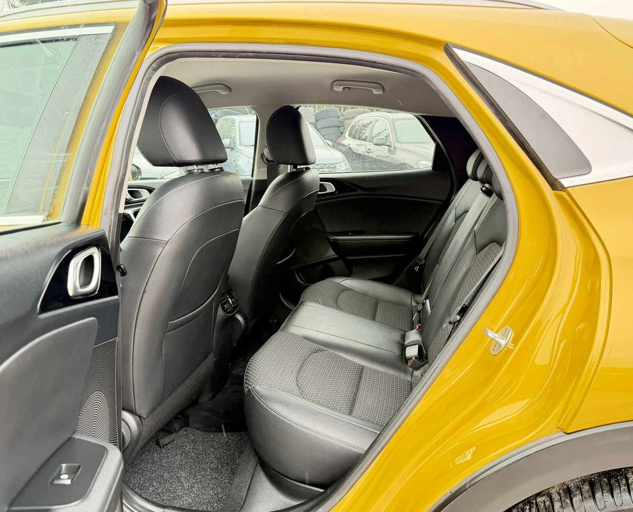 Kia XCeed - Zdjęcie 9