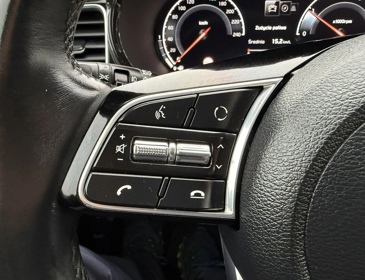 Kia XCeed - Zdjęcie 20