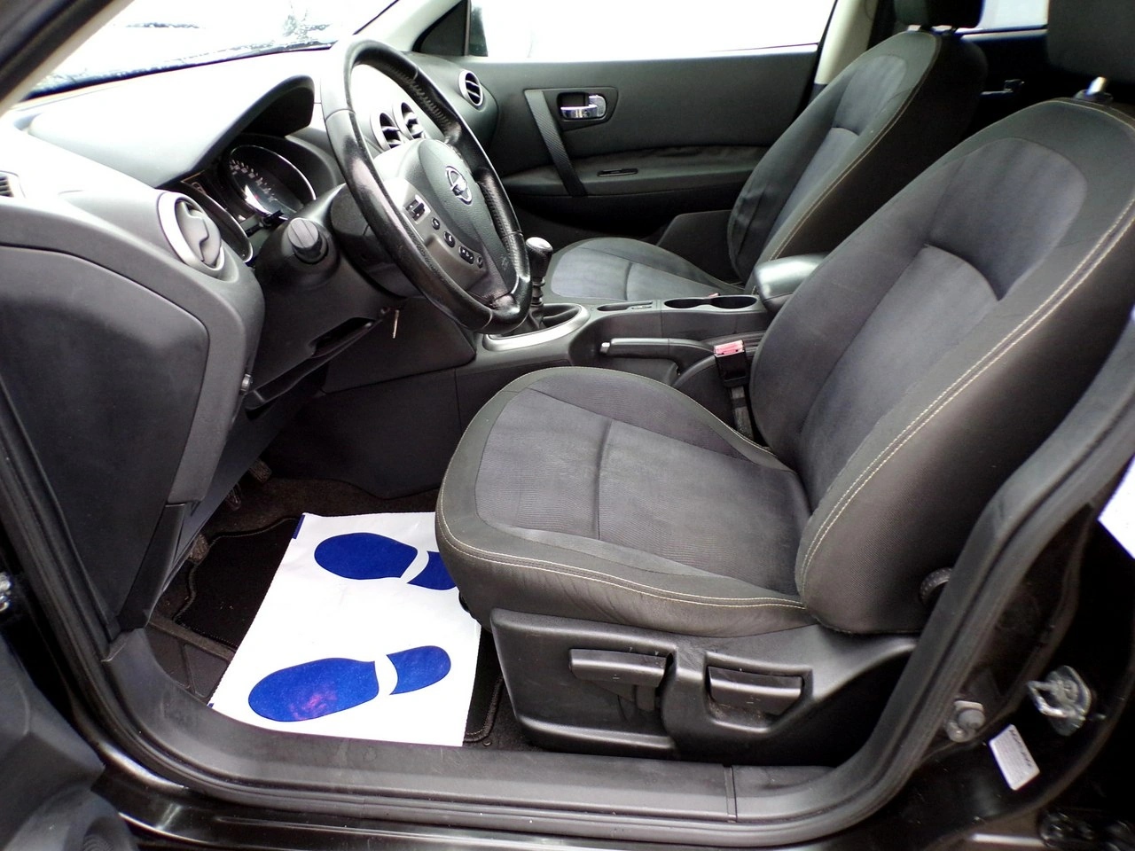 Nissan Qashqai - Zdjęcie 17