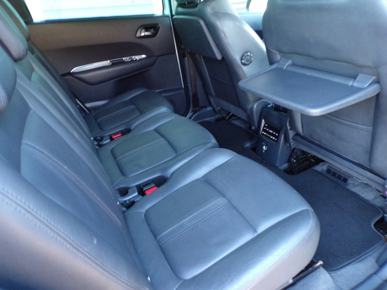 Peugeot 5008 - Zdjęcie 25