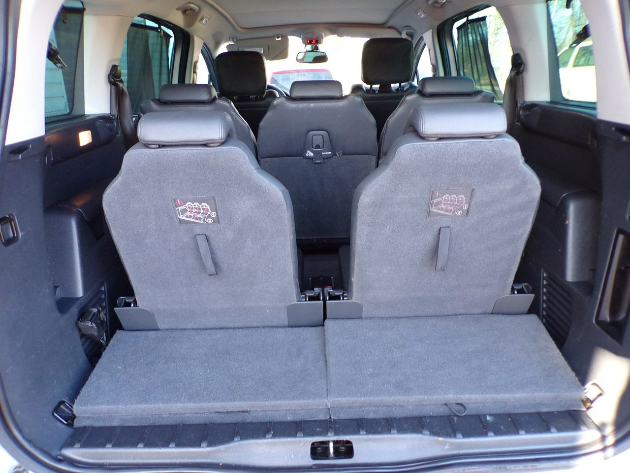 Peugeot 5008 - Zdjęcie 33