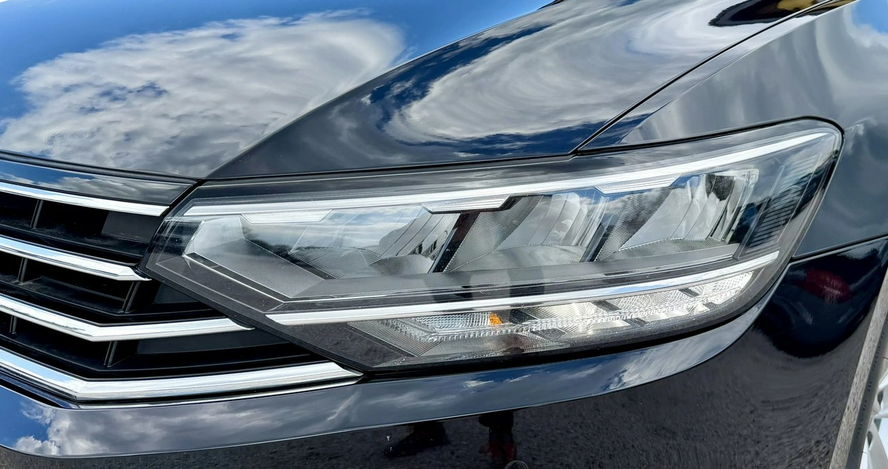 Volkswagen Passat - Zdjęcie 14