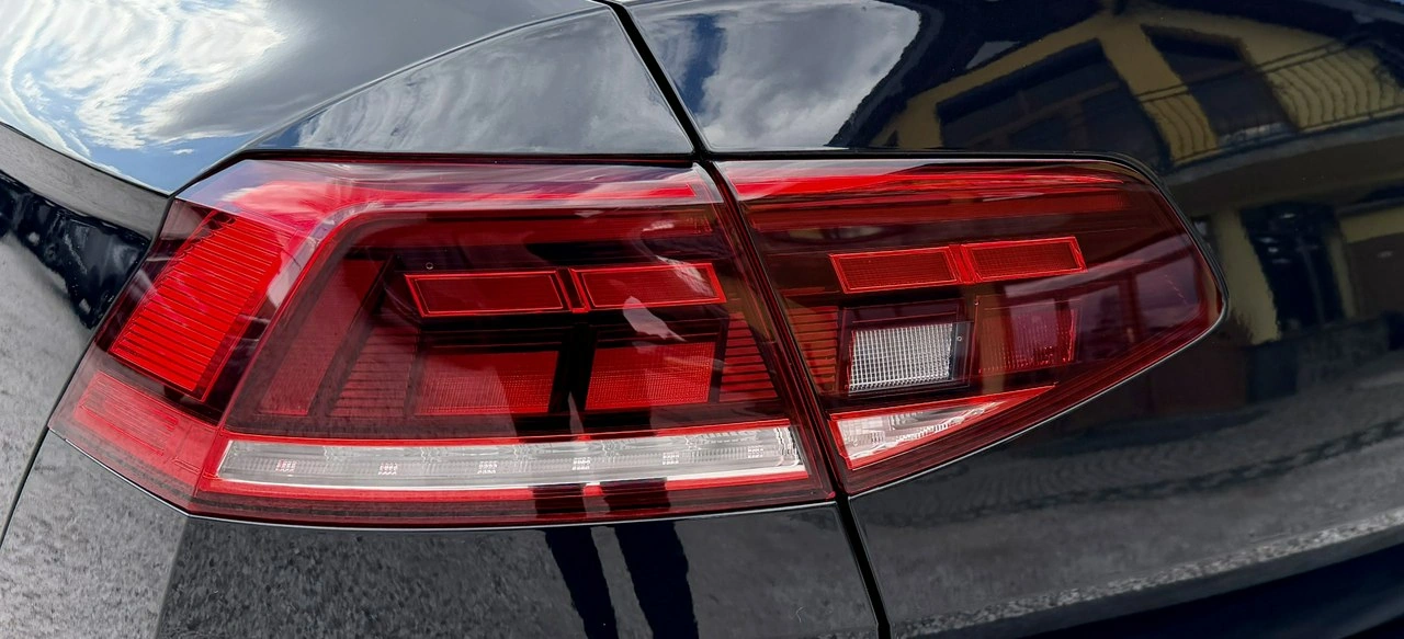 Volkswagen Passat - Zdjęcie 15