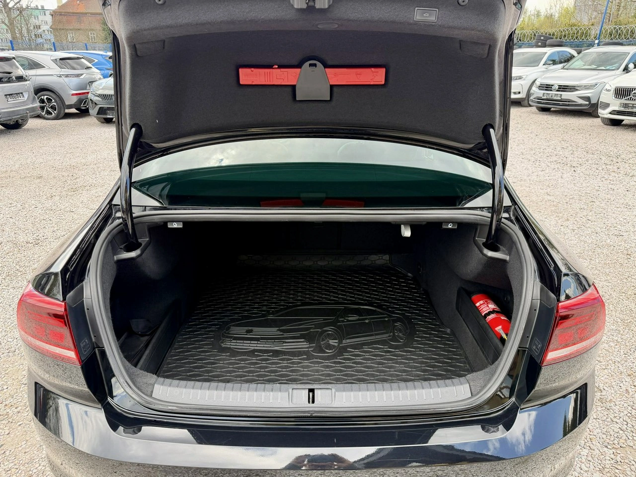 Volkswagen Passat - Zdjęcie 36