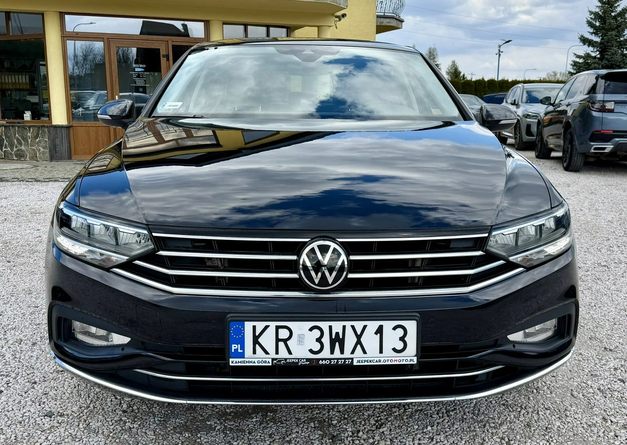 Volkswagen Passat - Zdjęcie 1