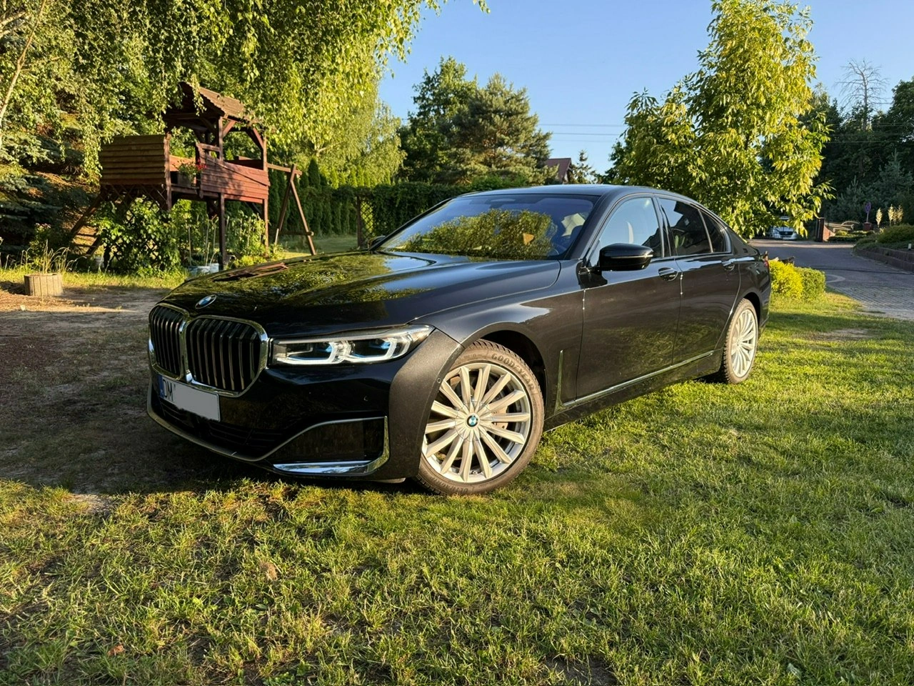 BMW 740 - Główne zdjęcie
