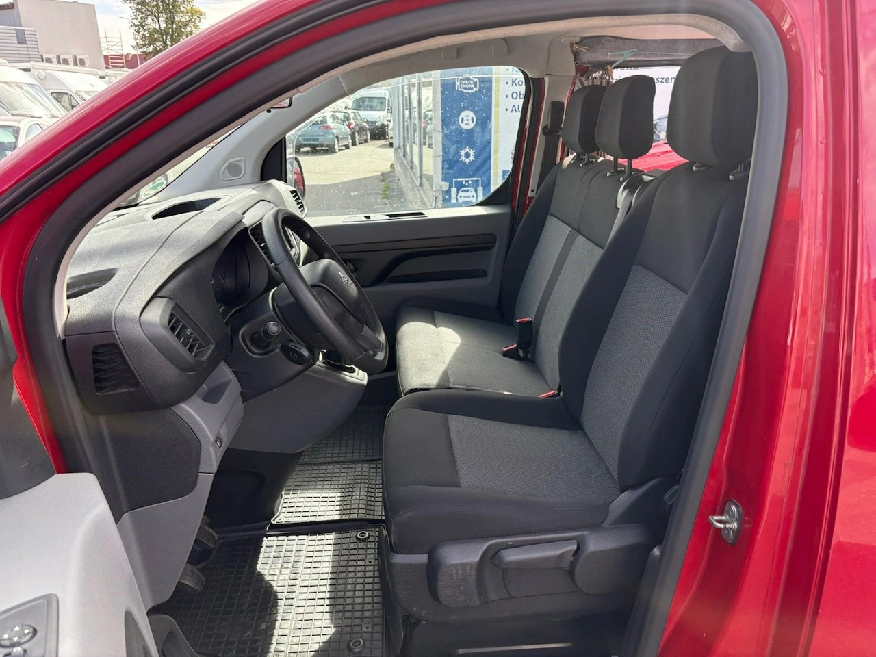 Citroën Jumpy Combi - Zdjęcie 24